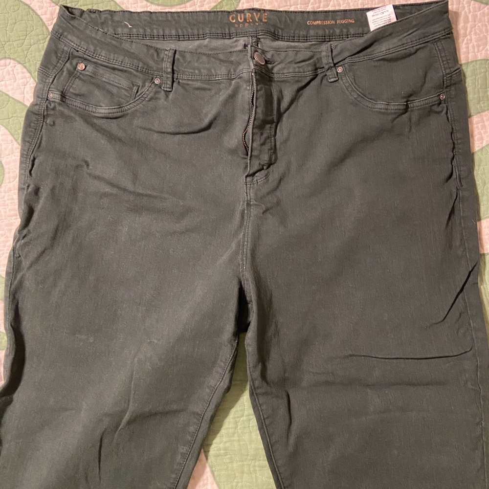 EUC - Curve Appeal Army Green Compression Jeggings - 24W